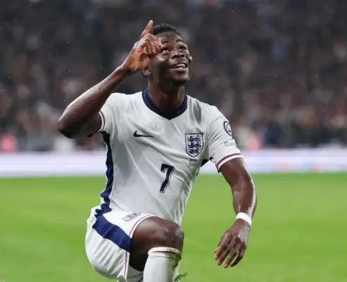 England Seal Seventh Win as Arsenal Stars Shine